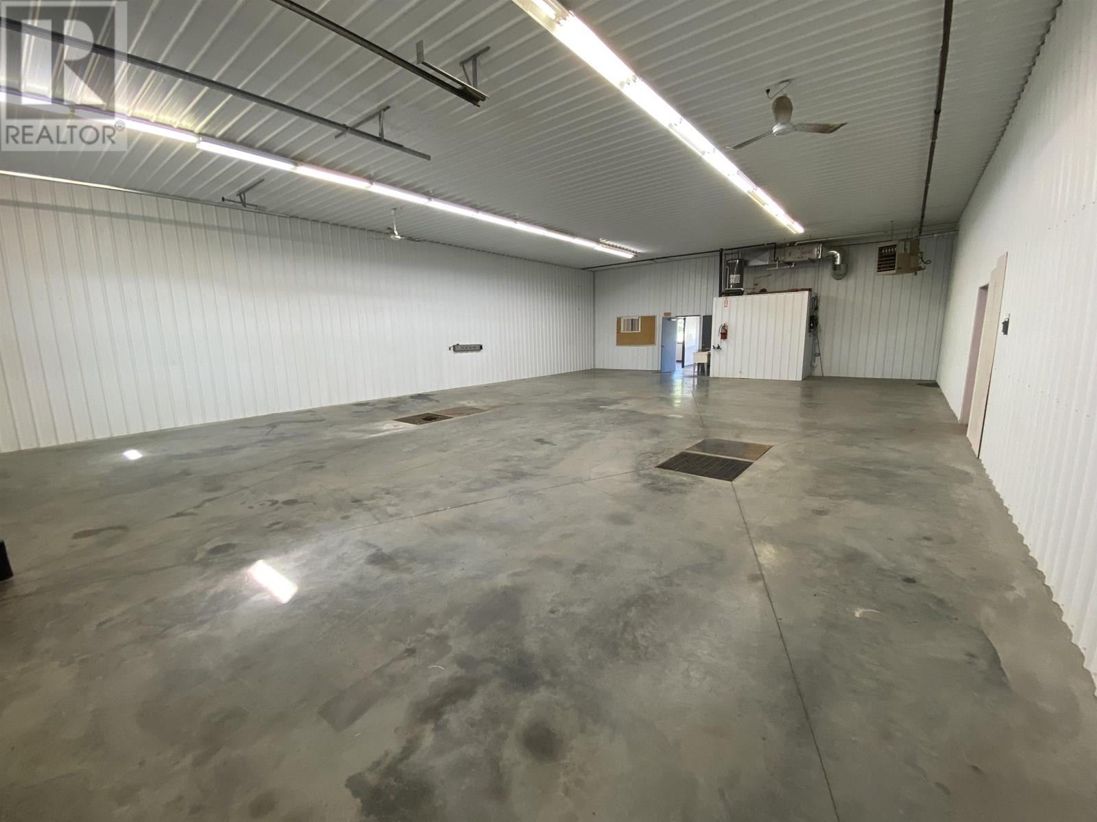 10215-10219 95 Avenue, Fort St. John, British Columbia  V1J 5J5 - Photo 11 - C8071167