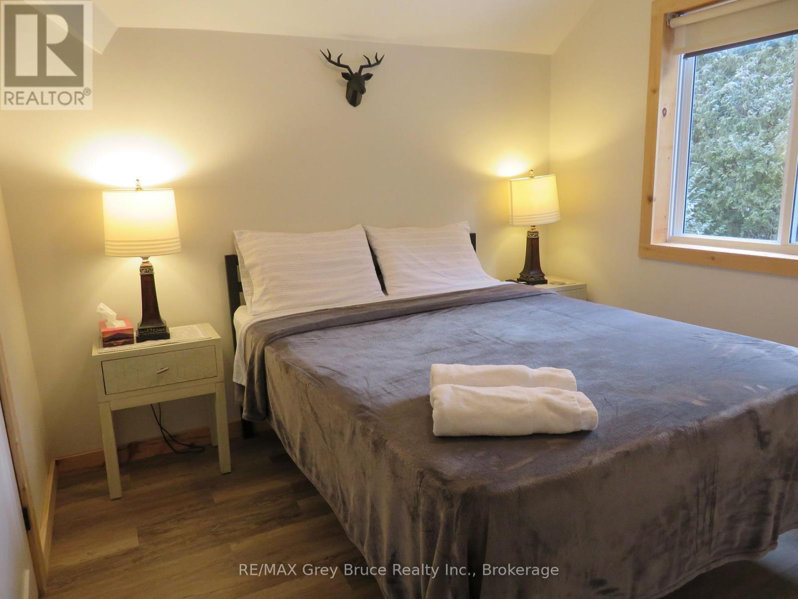 597 Stokes Bay Road, Northern Bruce Peninsula, Ontario  N0H 2M0 - Photo 17 - X12318564