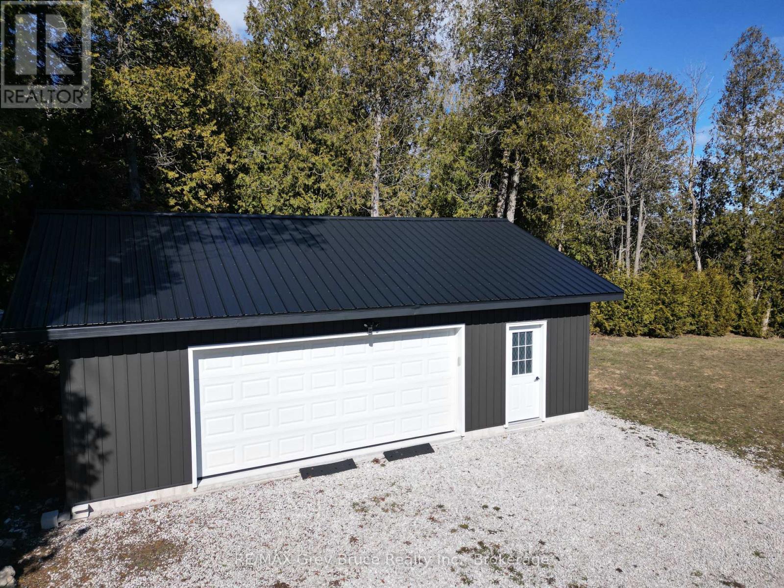 597 Stokes Bay Road, Northern Bruce Peninsula, Ontario  N0H 2M0 - Photo 4 - X12318564
