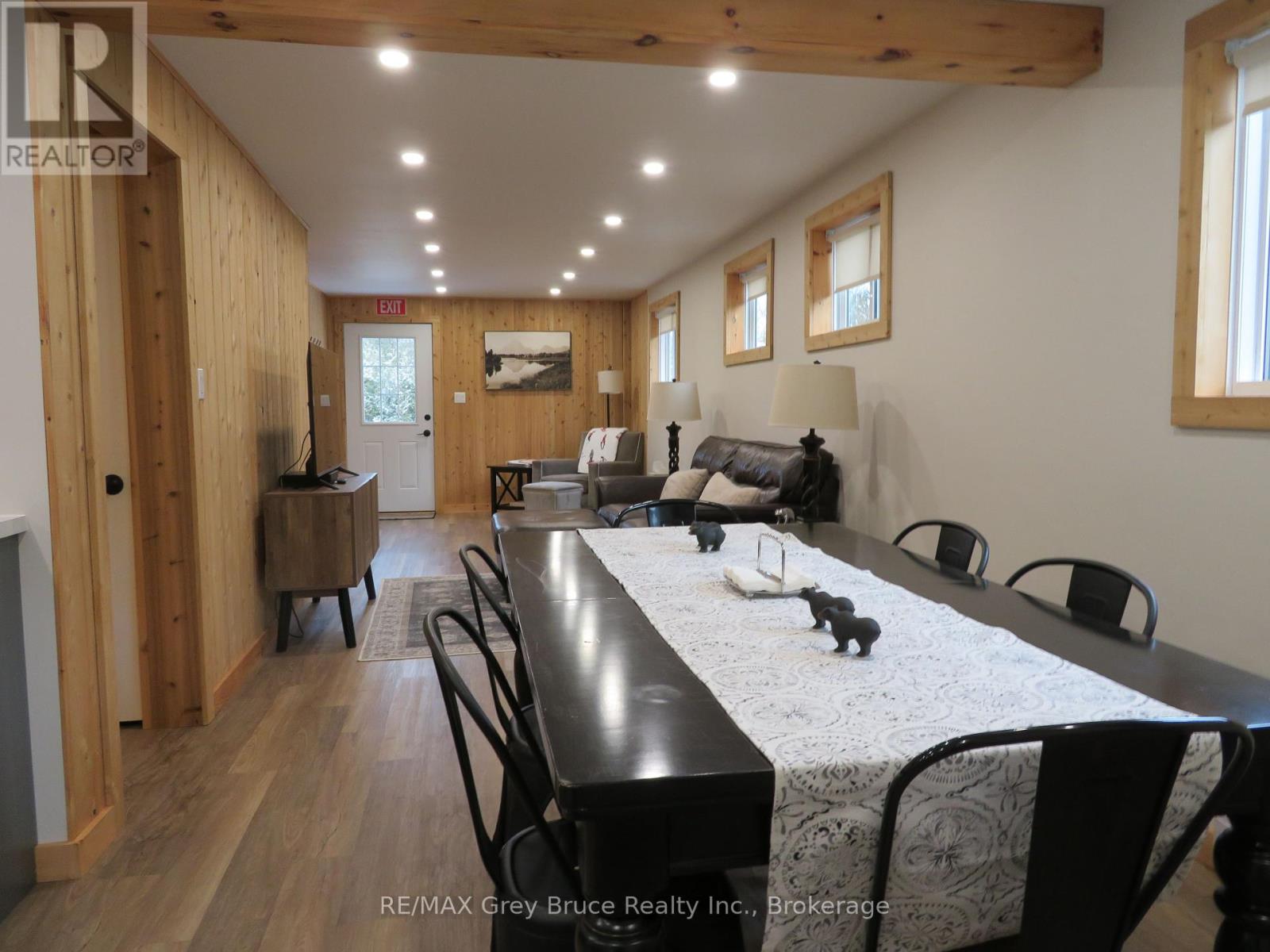 597 Stokes Bay Road, Northern Bruce Peninsula, Ontario  N0H 2M0 - Photo 7 - X12318564