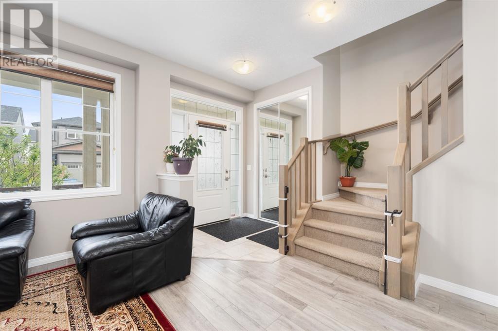 Property at 44 Cityside Green NE image 3