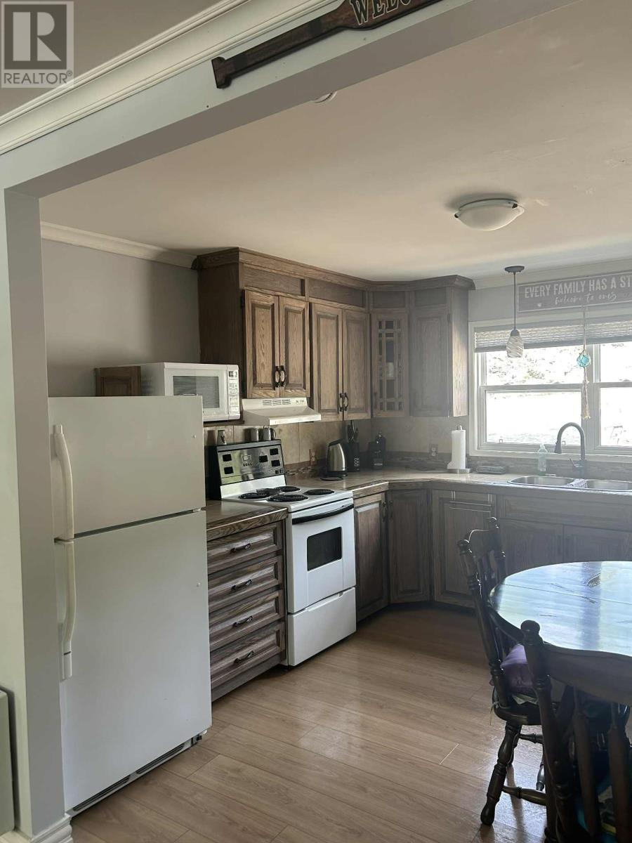 74 Crooked Lake Road, Badger, Newfoundland & Labrador  A0H 1A0 - Photo 12 - 1288502