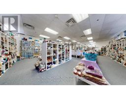 44 MARTIN ROSS AVENUE, Toronto, Ontario