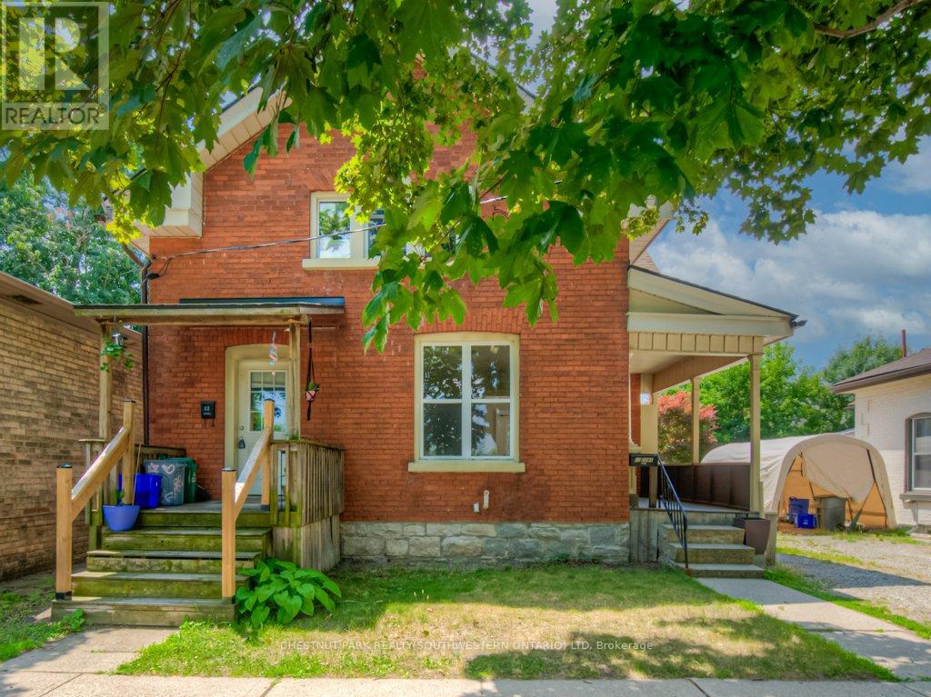 12 Duke Street, Brantford, Ontario  N3T 3T3 - Photo 2 - X12318546