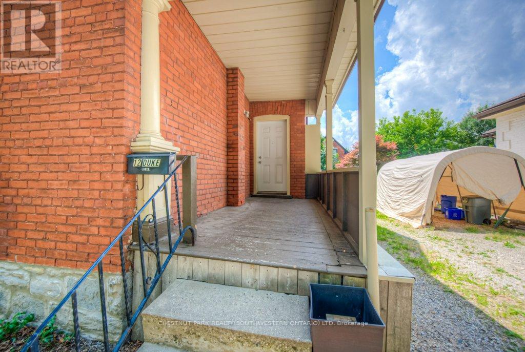 12 Duke Street, Brantford, Ontario  N3T 3T3 - Photo 5 - X12318546