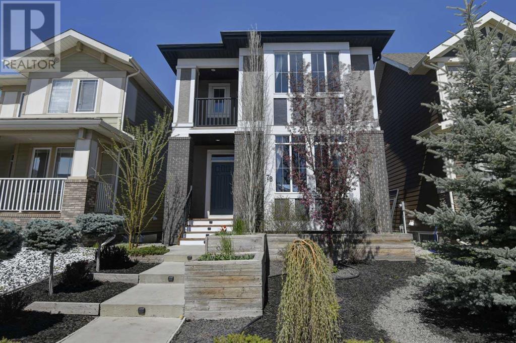 Property at 78 Marquis Heights SE image 1