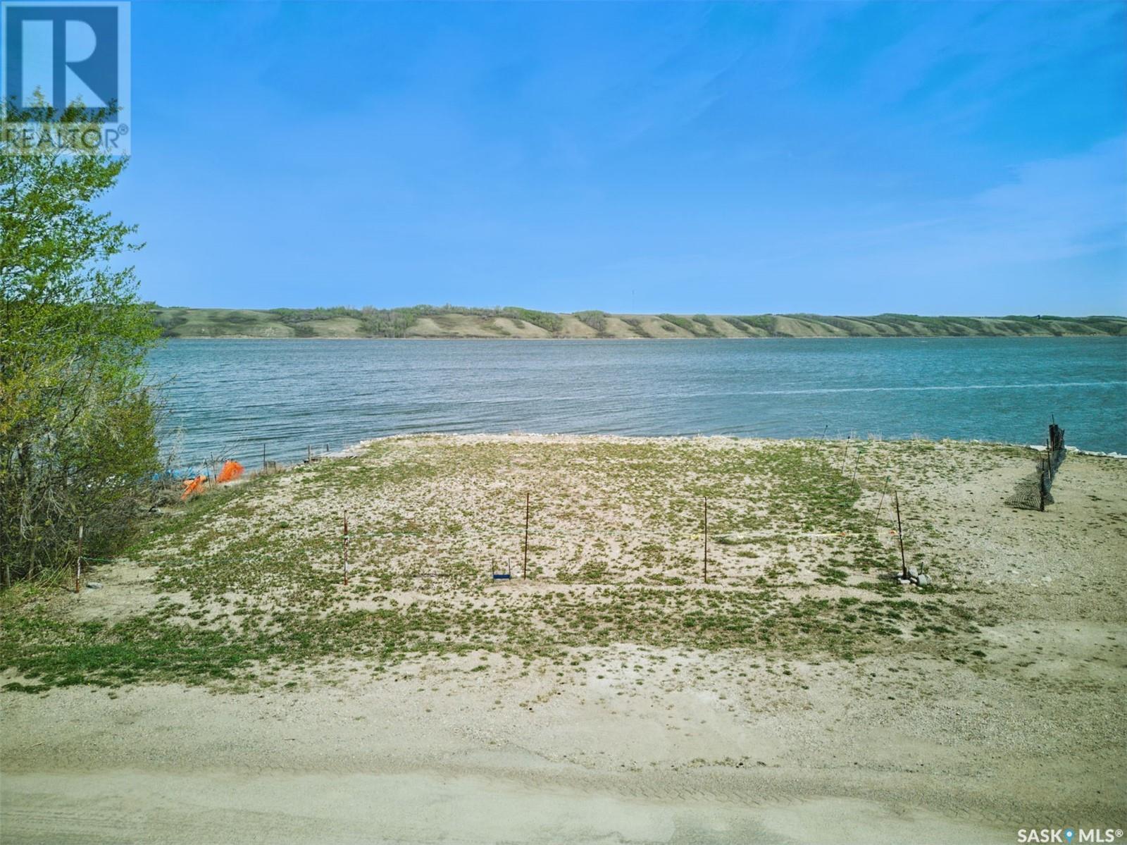 100 Maclachlan Avenue, Manitou Beach, Saskatchewan  S0K 4T1 - Photo 1 - SK014393