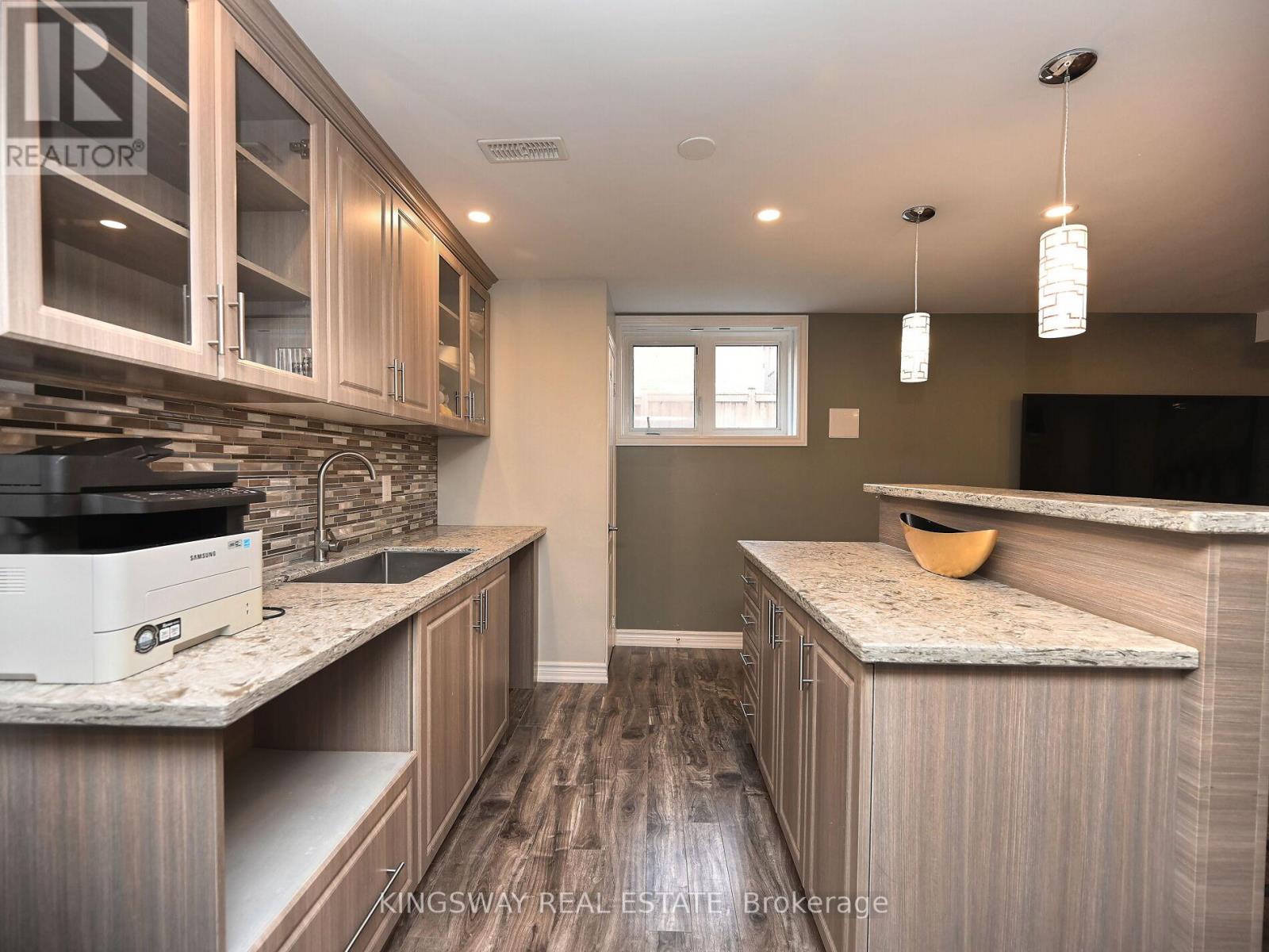 620 Langholm Street, Milton (Co Coates), Ontario  L9T 8Z8 - Photo 36 - W12318615