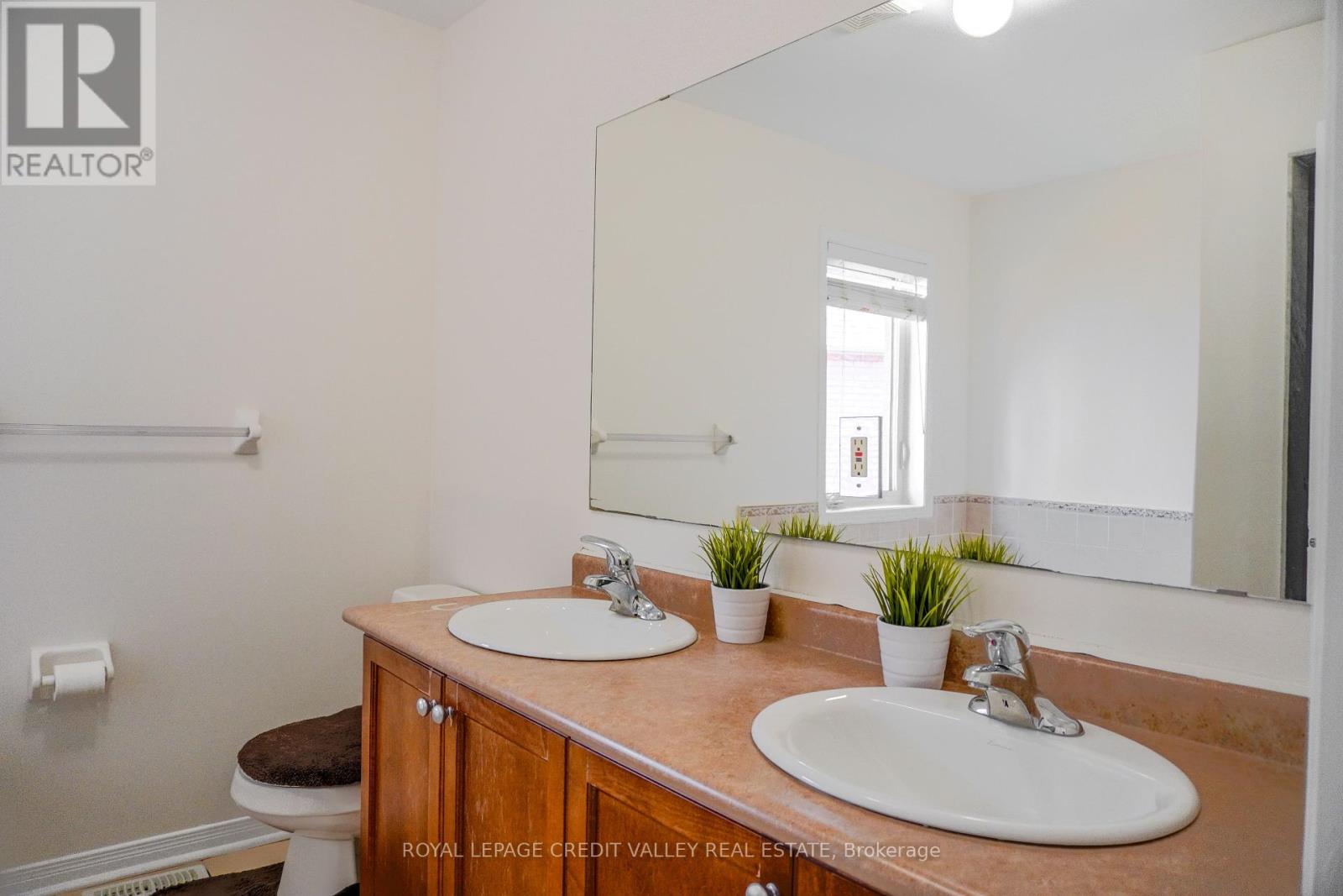 72 Kilrea Way, Brampton (Credit Valley), Ontario  L6X 0R3 - Photo 19 - W12318378