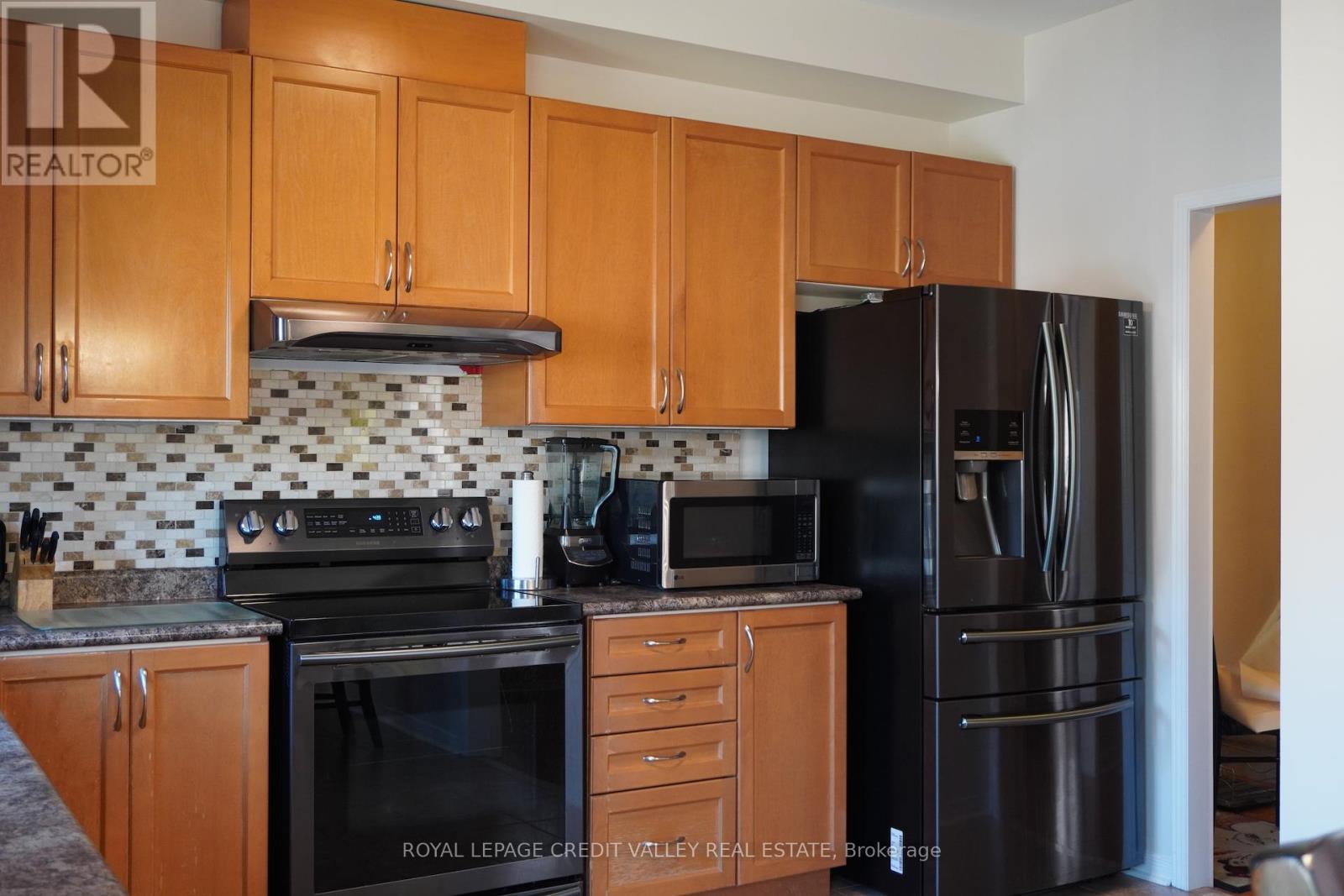 72 Kilrea Way, Brampton (Credit Valley), Ontario  L6X 0R3 - Photo 12 - W12318378