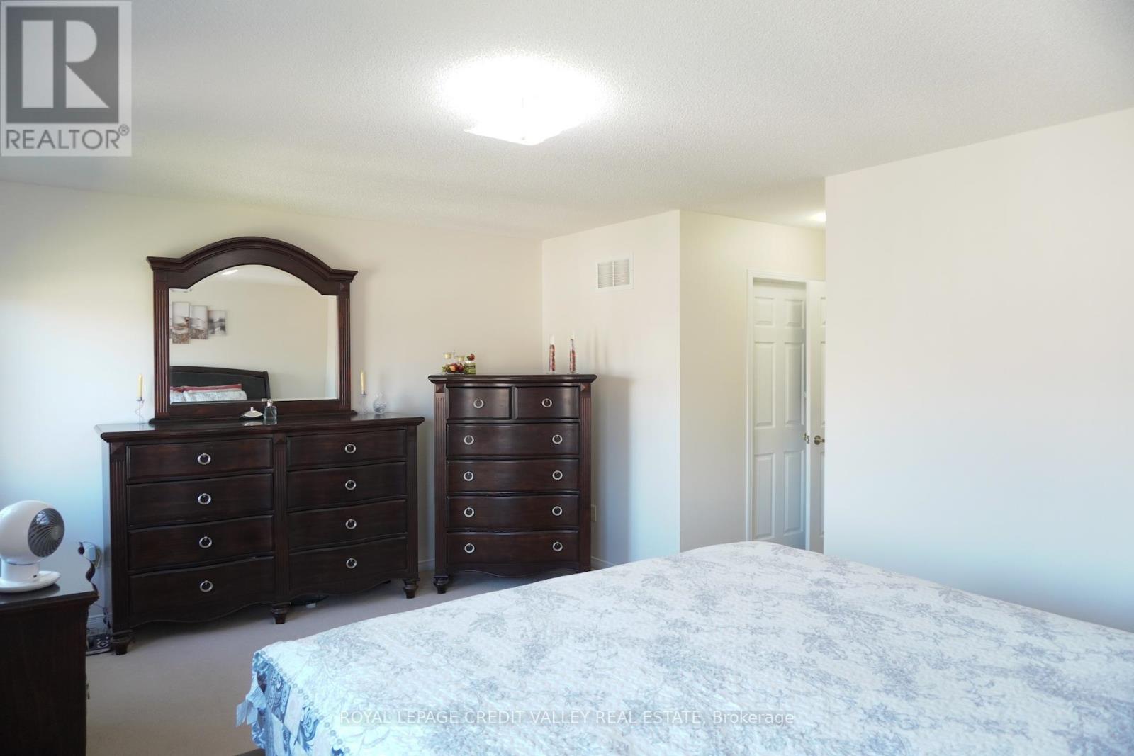 72 Kilrea Way, Brampton (Credit Valley), Ontario  L6X 0R3 - Photo 17 - W12318378