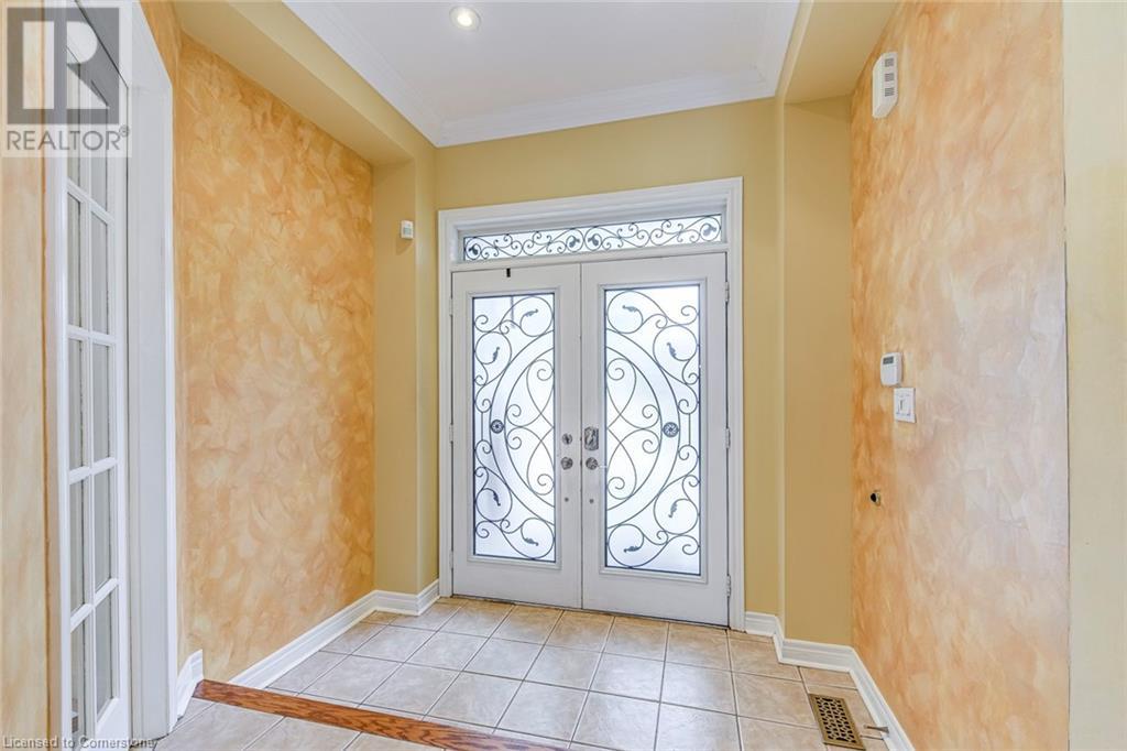 5337 Jameson Crescent, Burlington, Ontario  L7L 6Z1 - Photo 5 - 40755481
