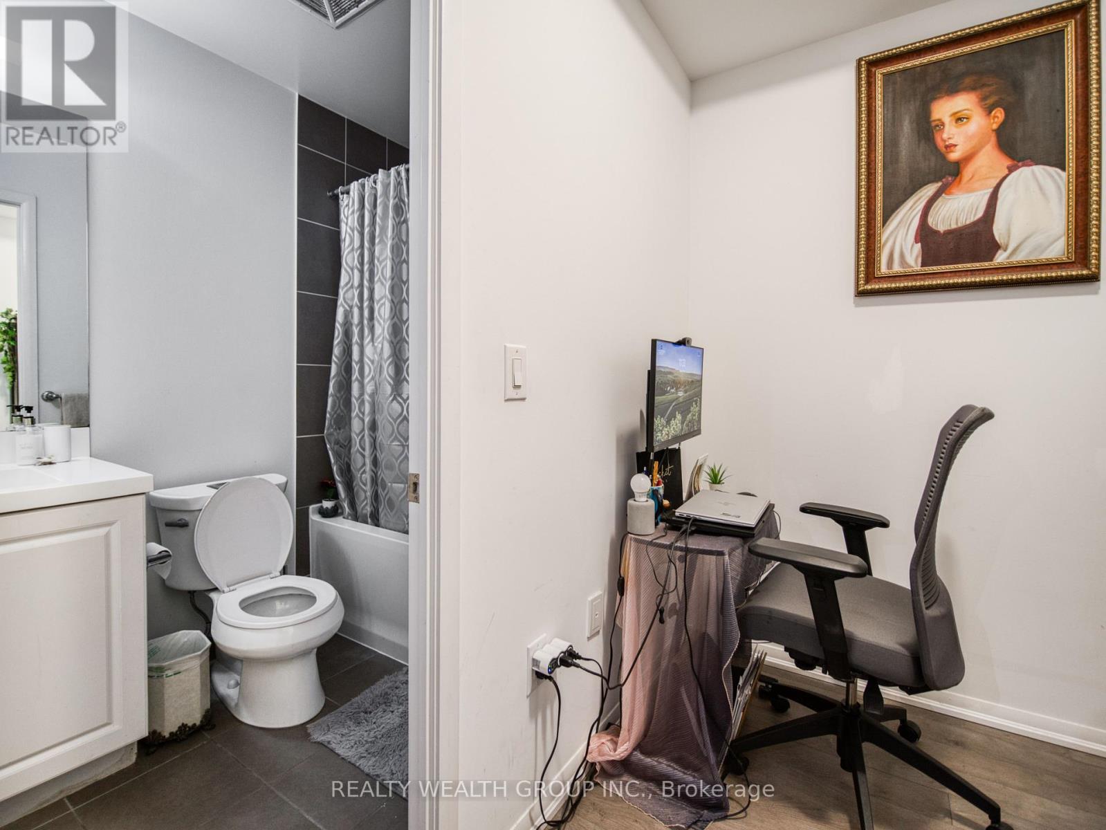 610 - 3091 Dufferin Street, Toronto (Yorkdale-Glen Park), Ontario  M6A 0C4 - Photo 18 - W12231164