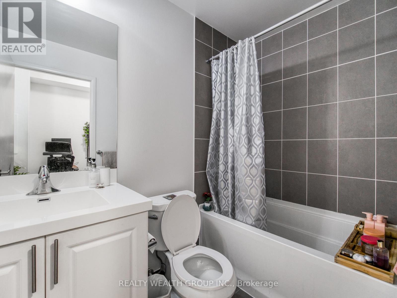 610 - 3091 Dufferin Street, Toronto (Yorkdale-Glen Park), Ontario  M6A 0C4 - Photo 19 - W12231164