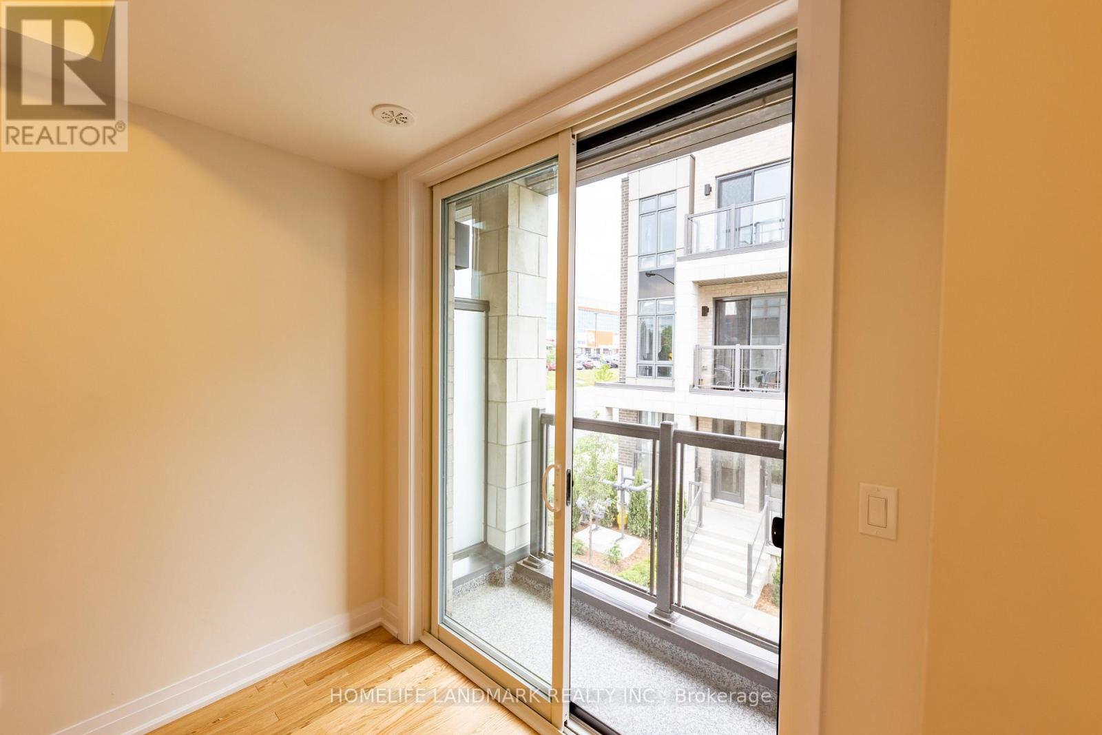 36 - 717 Lawrence Avenue W, Toronto, Ontario  M6A 0C6 - Photo 13 - W12318646