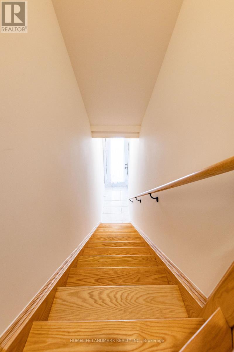 36 - 717 Lawrence Avenue W, Toronto, Ontario  M6A 0C6 - Photo 4 - W12318646