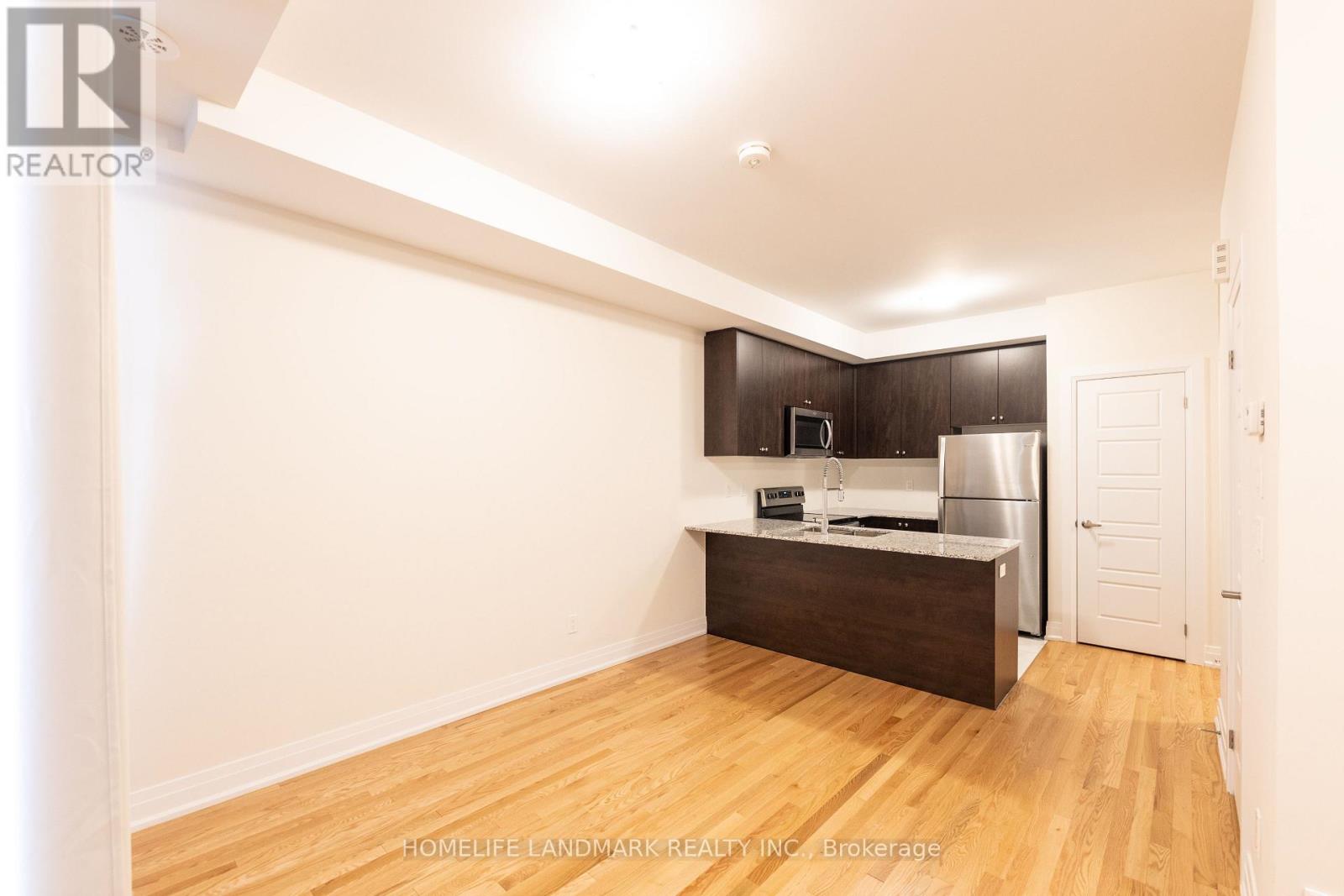 36 - 717 Lawrence Avenue W, Toronto, Ontario  M6A 0C6 - Photo 7 - W12318646