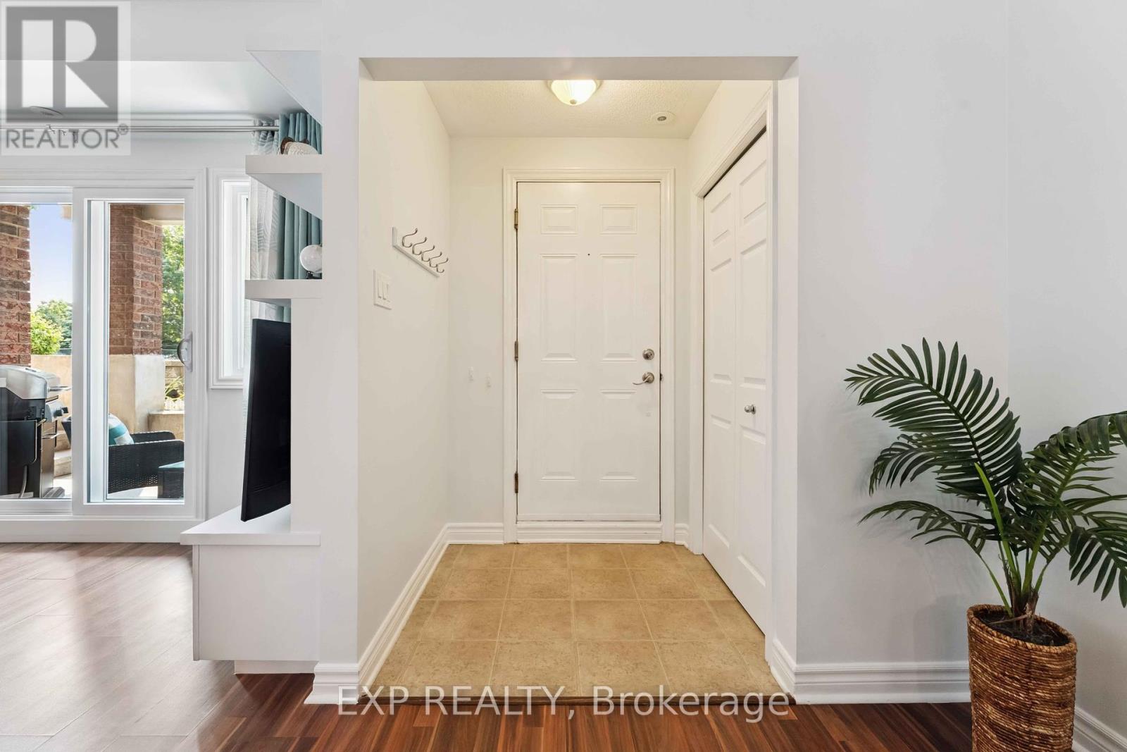 Property at B - 231 CRESTWAY DRIVE image 4