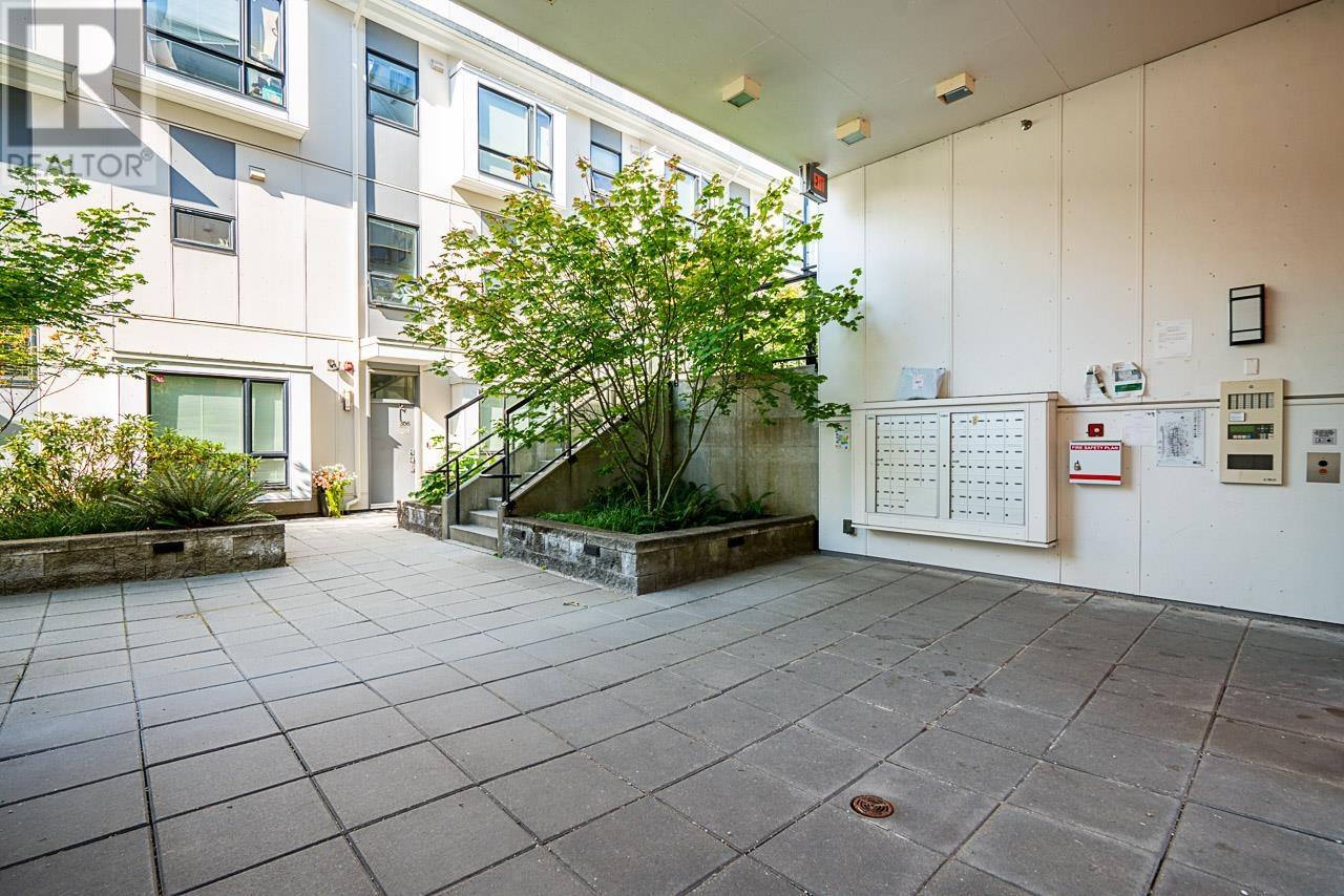 Property at 306 9350 UNIVERSITY HIGH STREET image 5