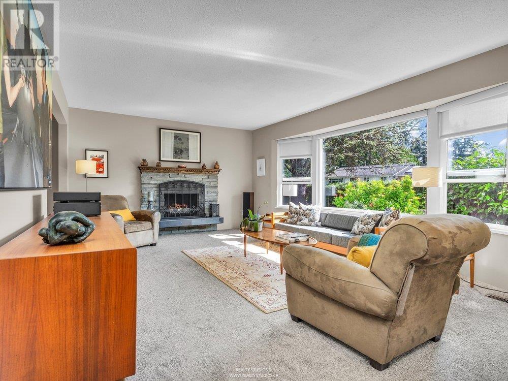 999 53a Street, Delta, British Columbia  V4M 3E2 - Photo 10 - R3032722
