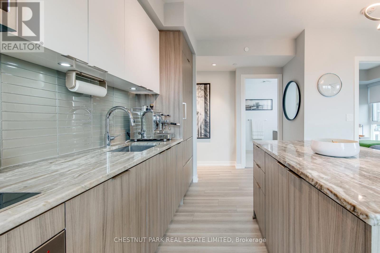 614 - 223 St. Clair Avenue W, Toronto, Ontario  M4V 0A5 - Photo 12 - C12318676