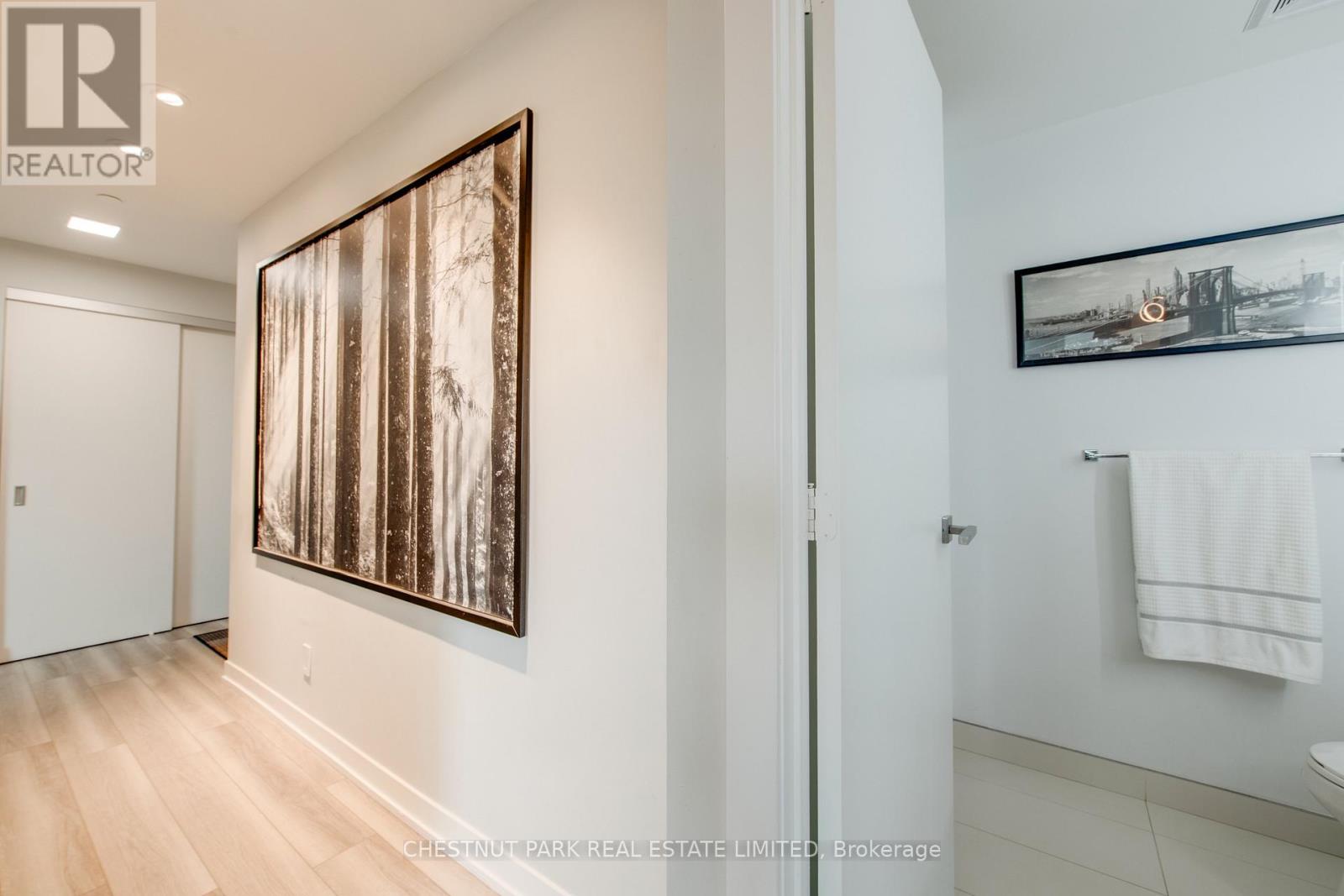 614 - 223 St. Clair Avenue W, Toronto, Ontario  M4V 0A5 - Photo 32 - C12318676