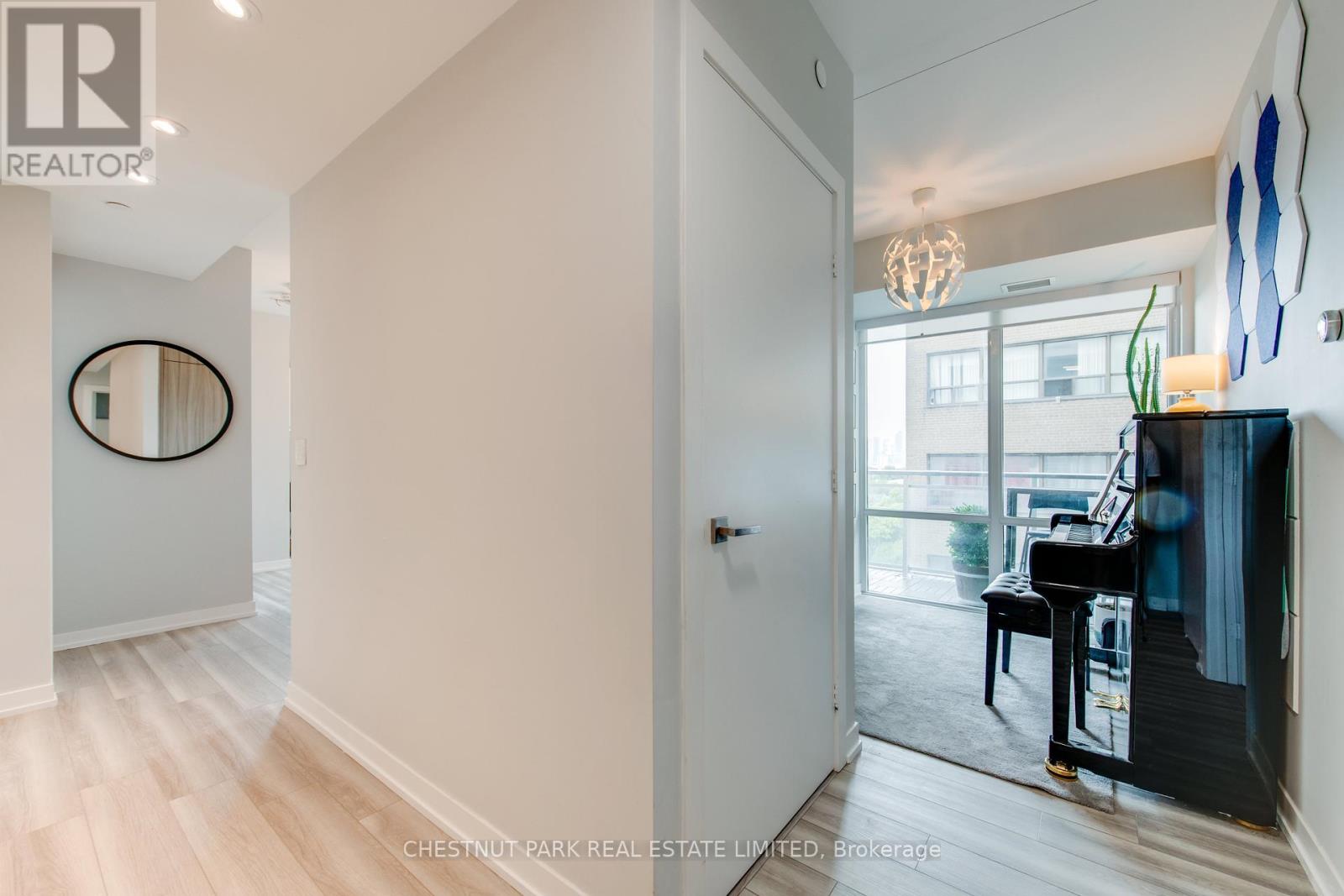 614 - 223 St. Clair Avenue W, Toronto, Ontario  M4V 0A5 - Photo 33 - C12318676
