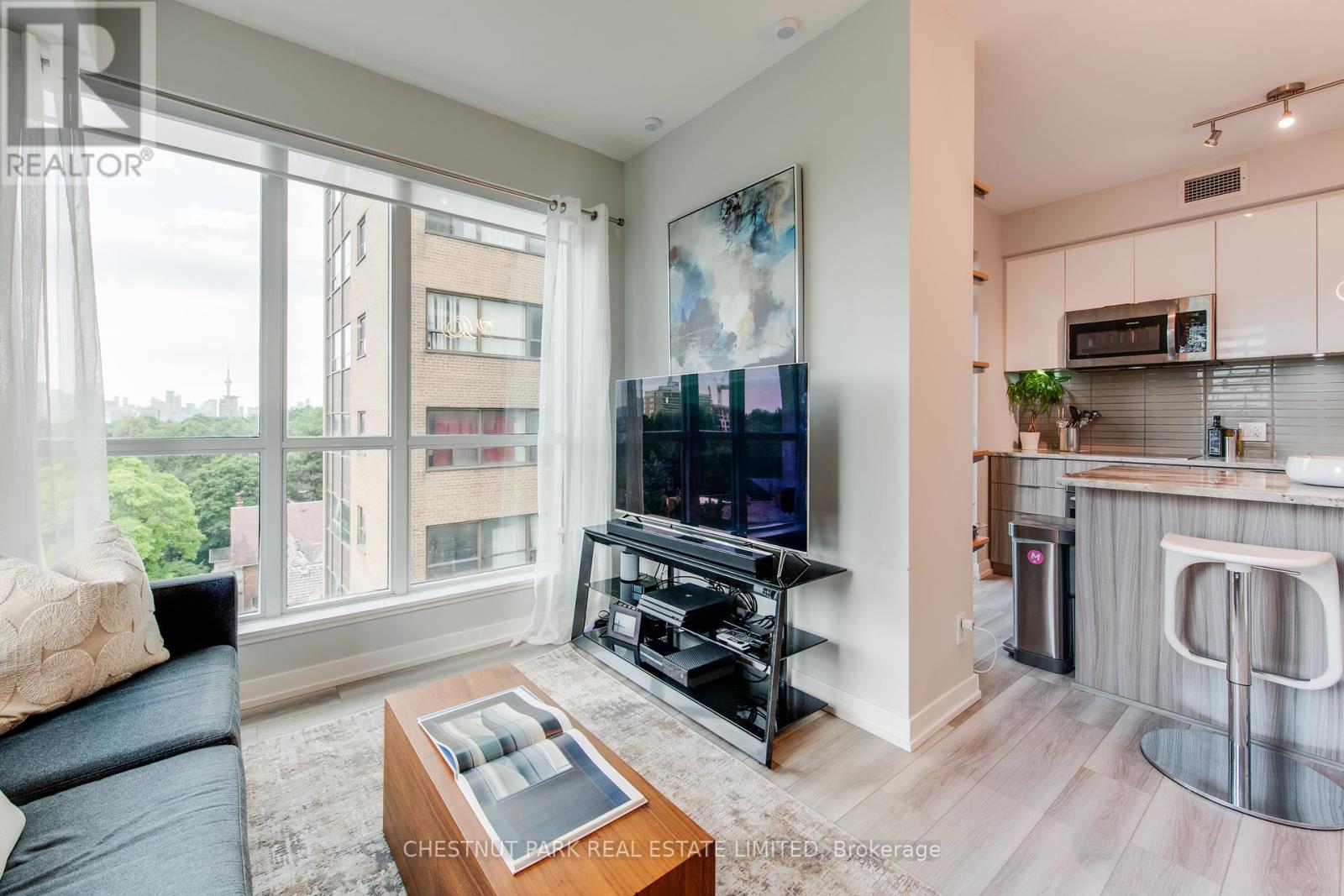 614 - 223 St. Clair Avenue W, Toronto, Ontario  M4V 0A5 - Photo 4 - C12318676