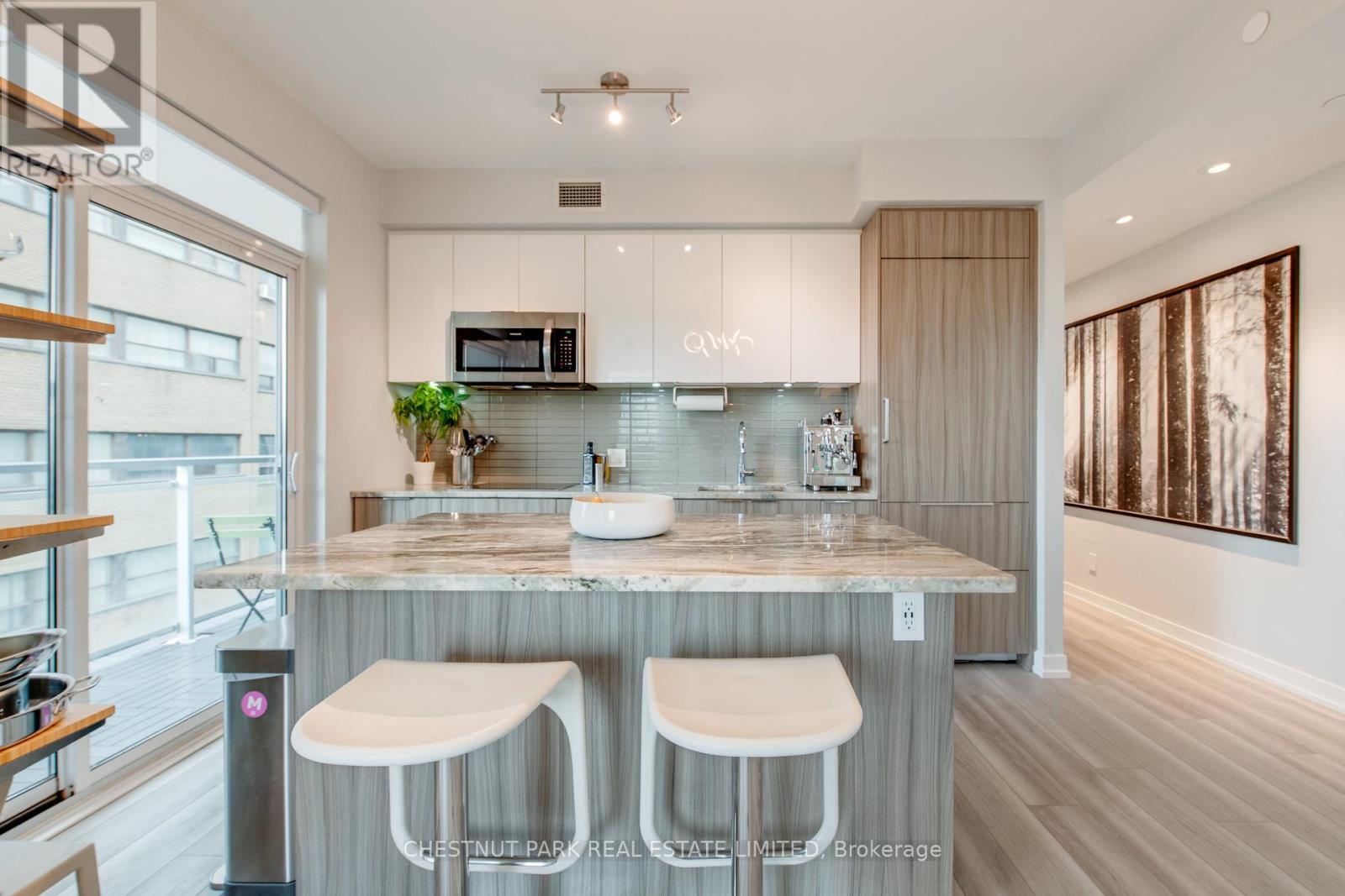 614 - 223 St. Clair Avenue W, Toronto, Ontario  M4V 0A5 - Photo 8 - C12318676