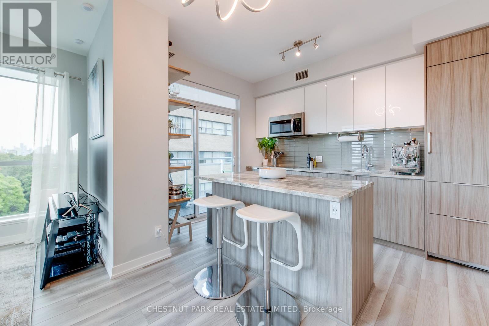 614 - 223 St. Clair Avenue W, Toronto, Ontario  M4V 0A5 - Photo 9 - C12318676