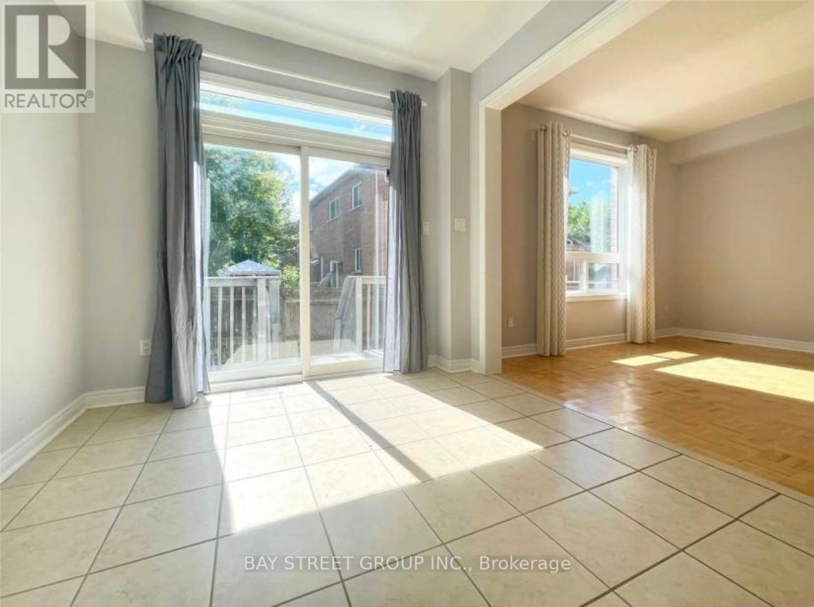 196 Kirkvalley Crescent, Aurora, Ontario  L4G 7R2 - Photo 7 - N12318656