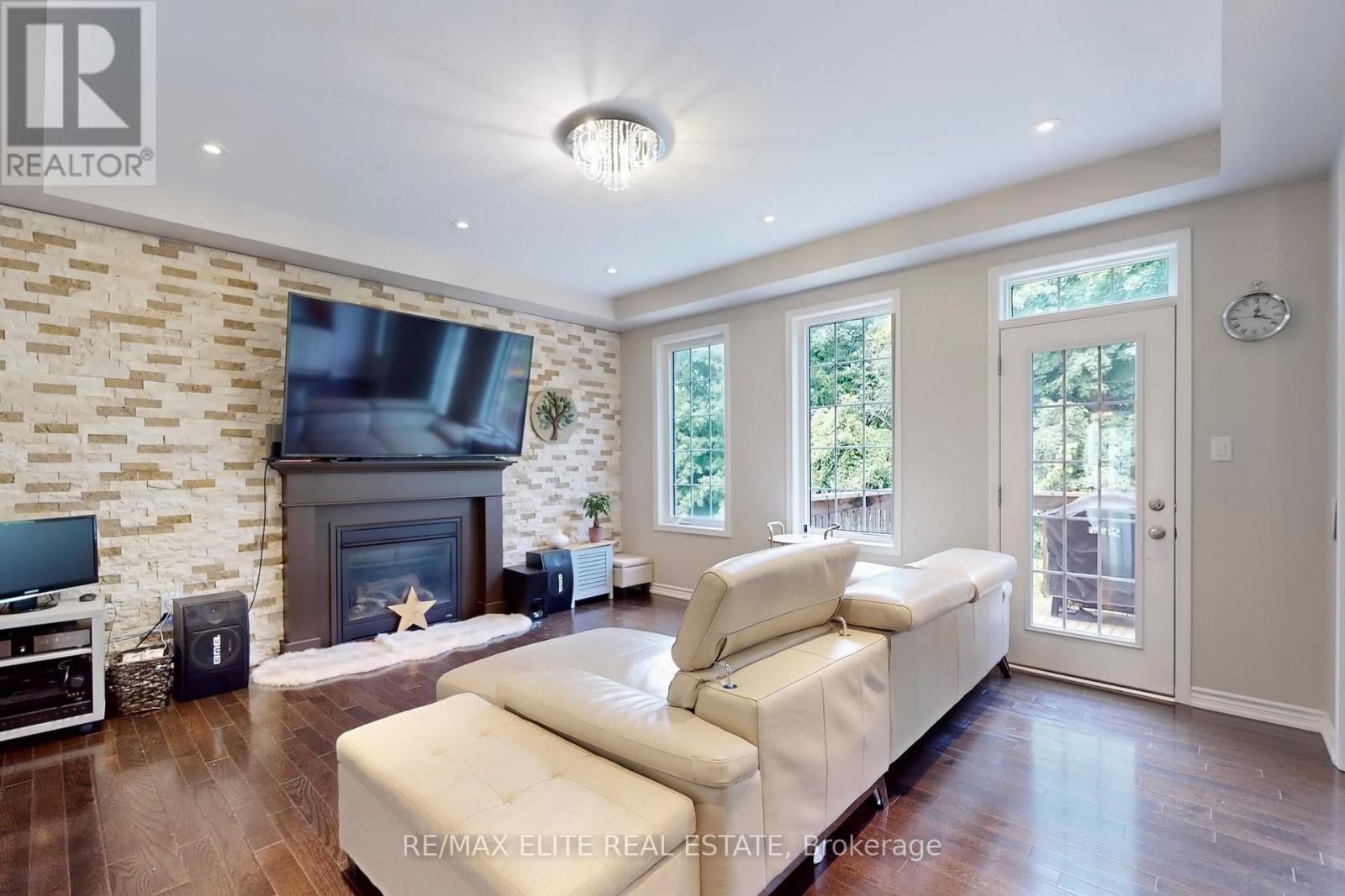 Property at 333 THOMAS PHILLIPS DRIVE image 5