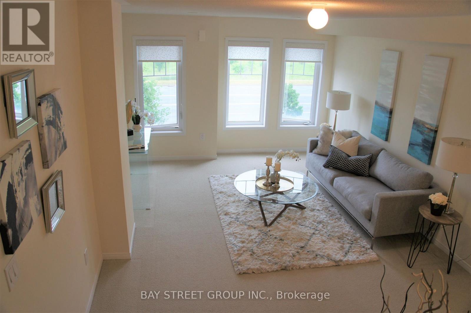 5289 Major Mackenzie Drive E, Markham, Ontario  L6C 0N3 - Photo 7 - N12318677