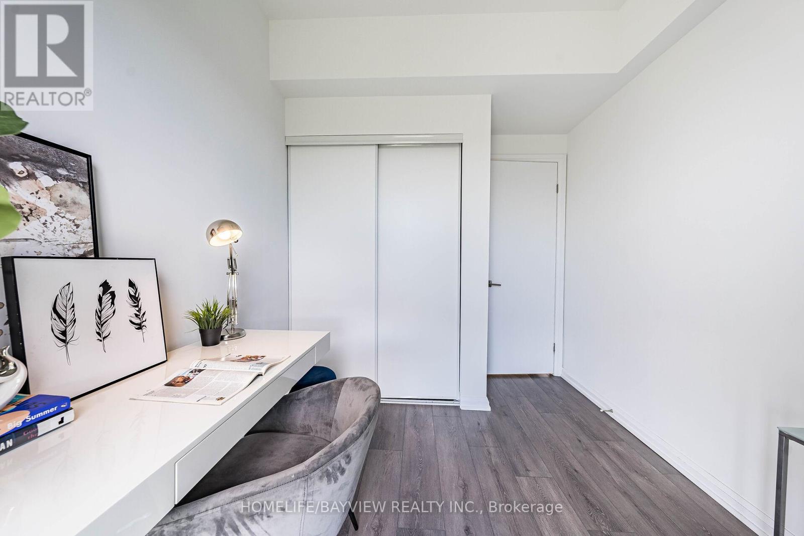 24 - 10 Brin Drive, Toronto, Ontario  M8X 0B3 - Photo 30 - W12318662