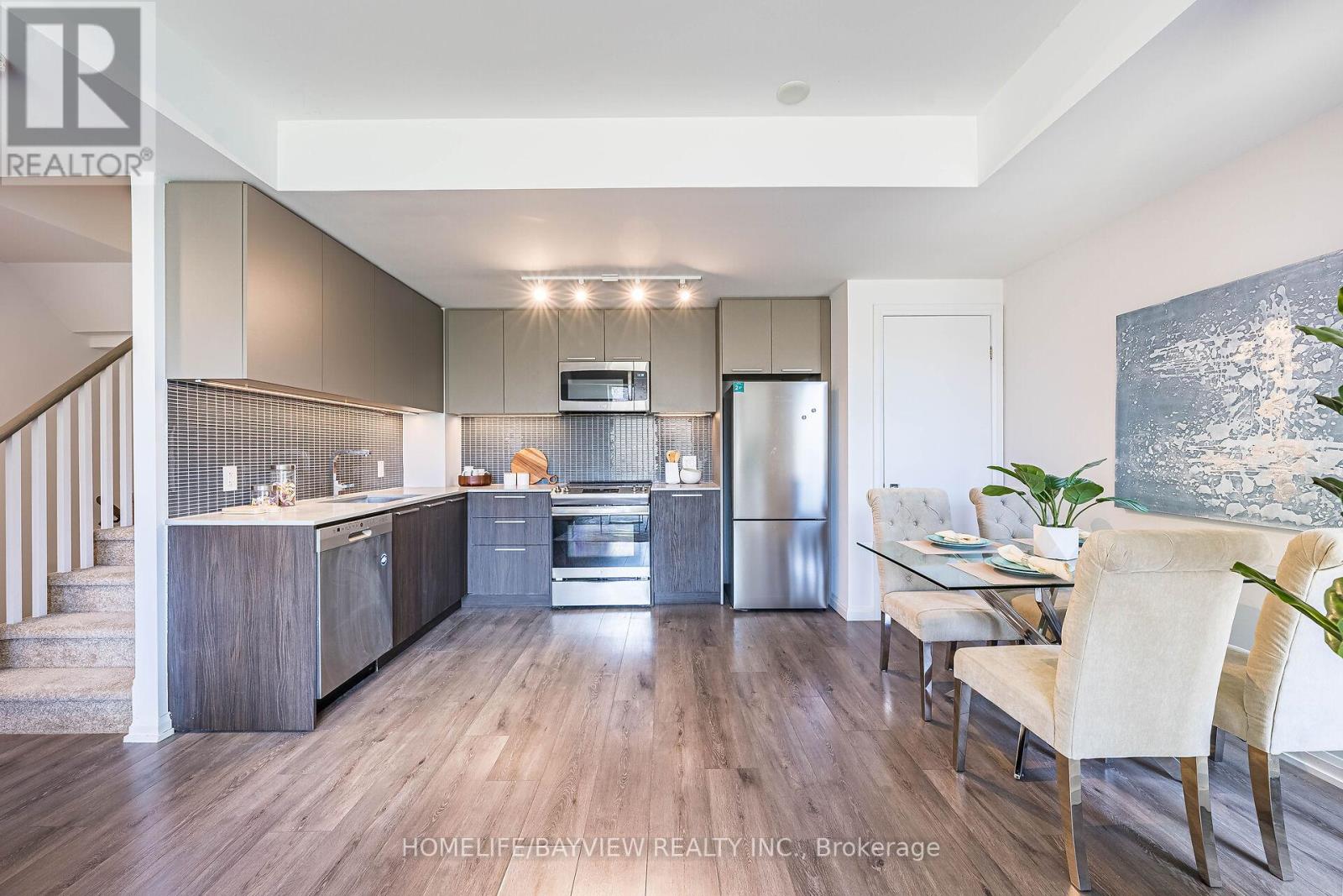 24 - 10 Brin Drive, Toronto, Ontario  M8X 0B3 - Photo 6 - W12318662