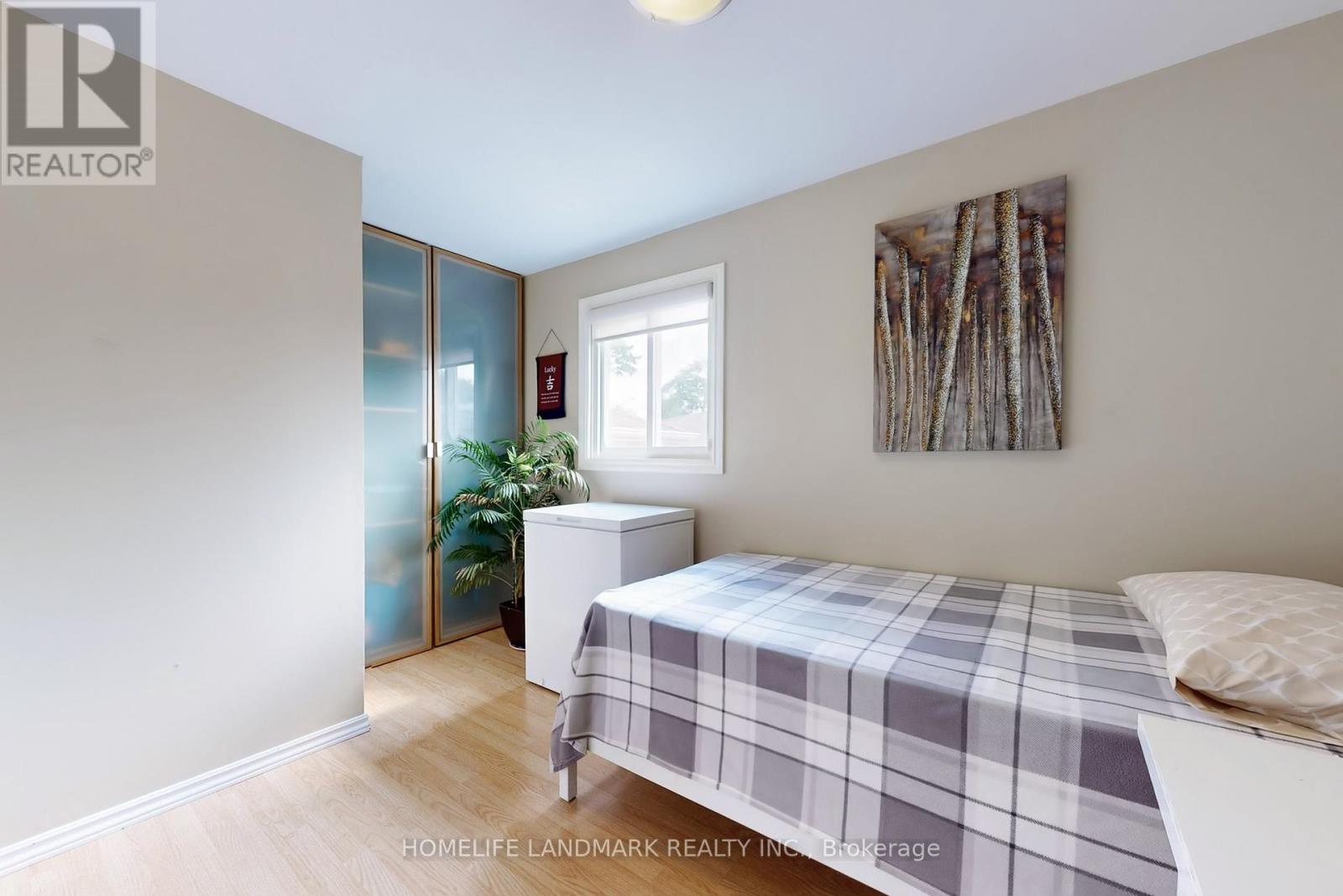 2603 Bromsgrove Road, Mississauga, Ontario  L5J 1M1 - Photo 21 - W12318666