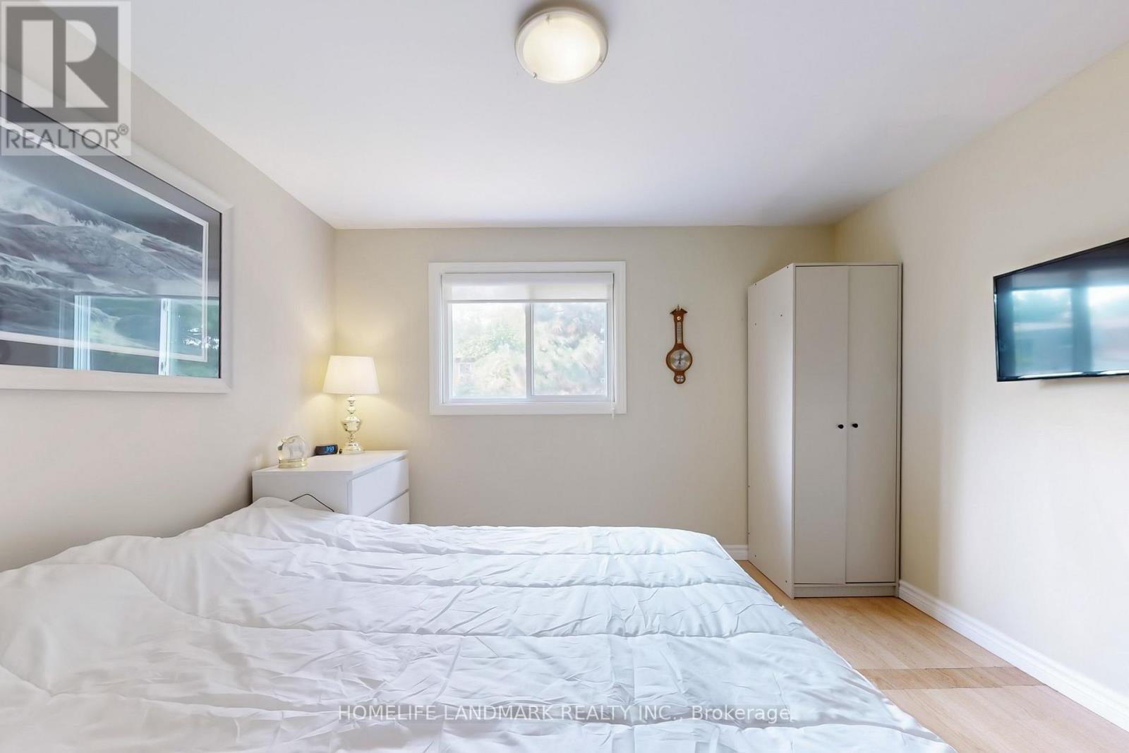 2603 Bromsgrove Road, Mississauga, Ontario  L5J 1M1 - Photo 24 - W12318666