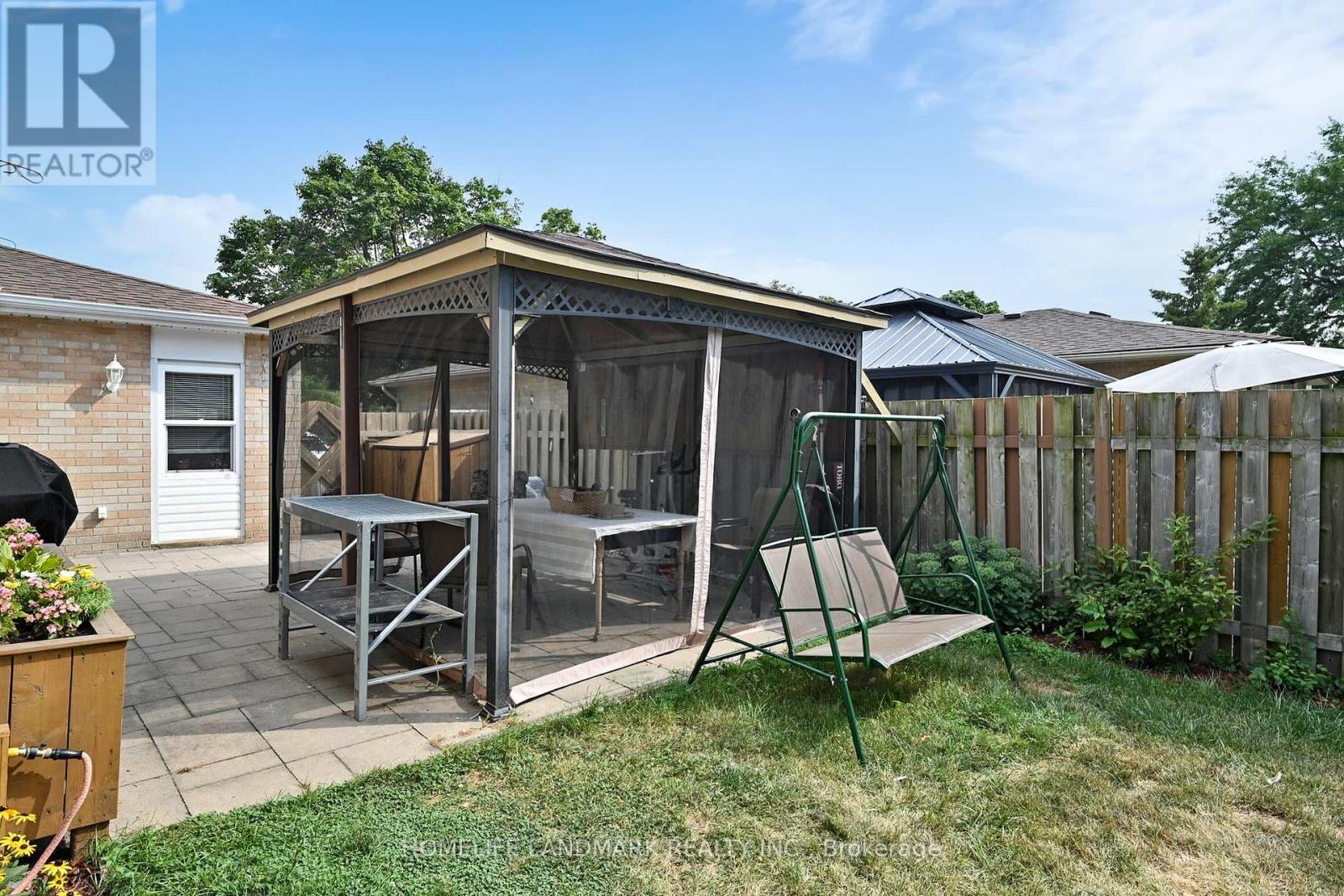 2603 Bromsgrove Road, Mississauga (Clarkson), Ontario  L5J 1M1 - Photo 35 - W12318666