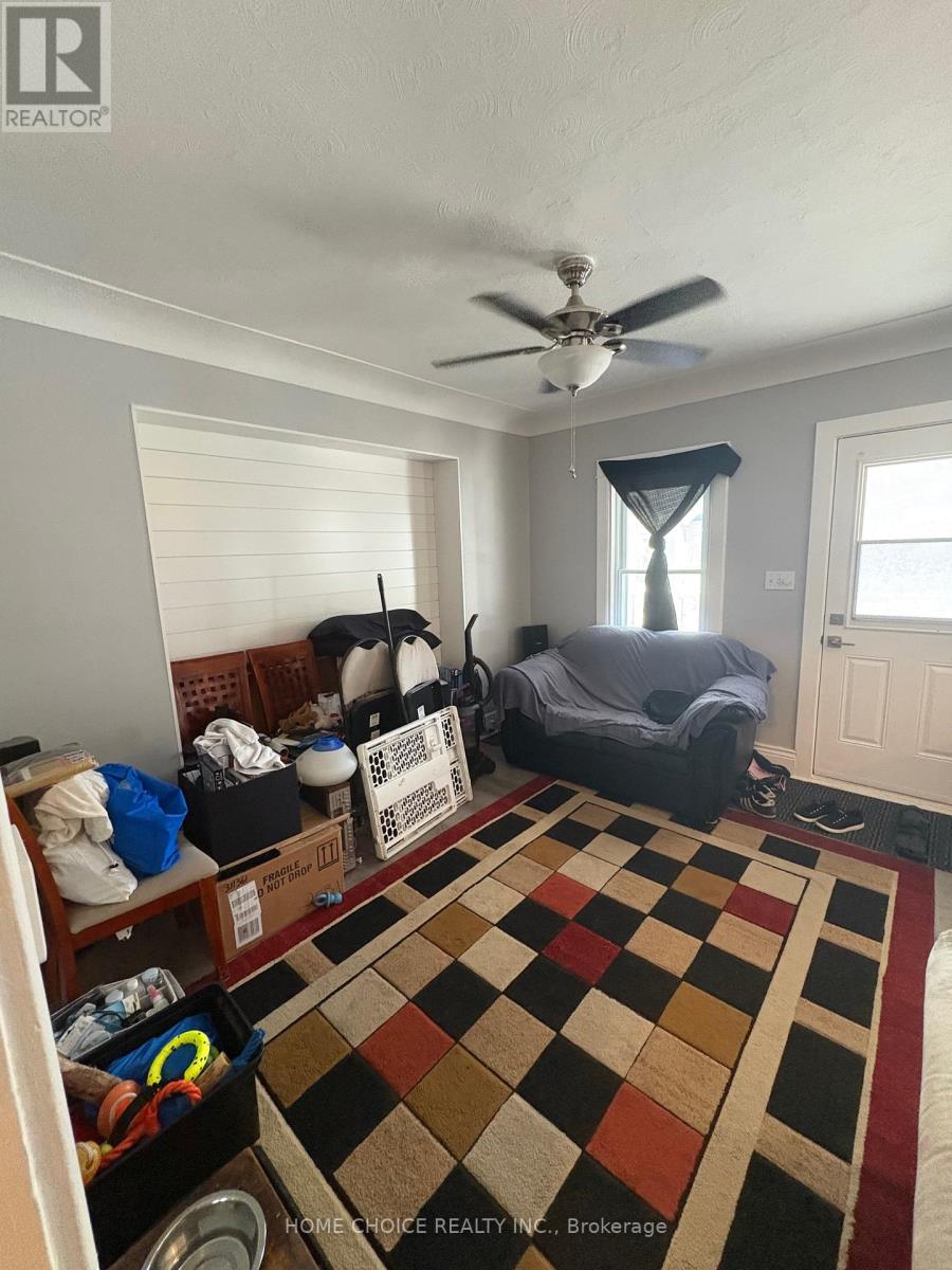 Property at 378 PALING AVENUE image 4
