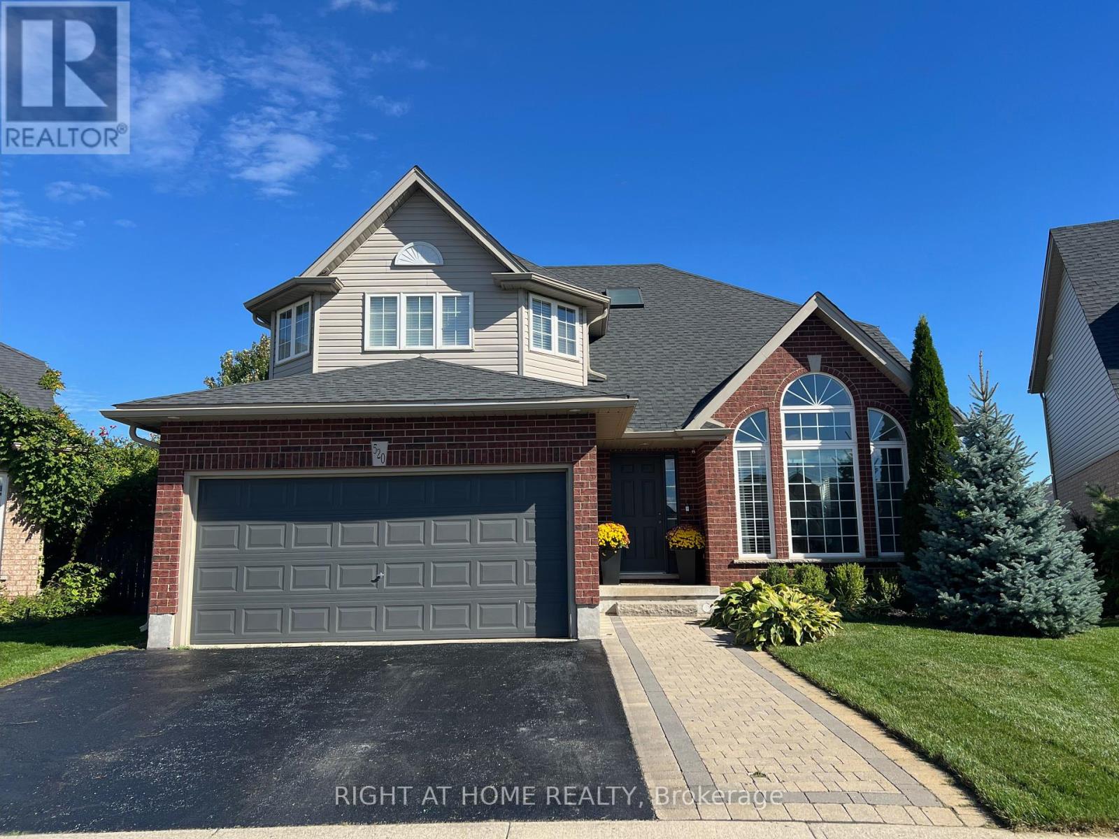 Property at 520 PINE HOLLOW COURT image 1