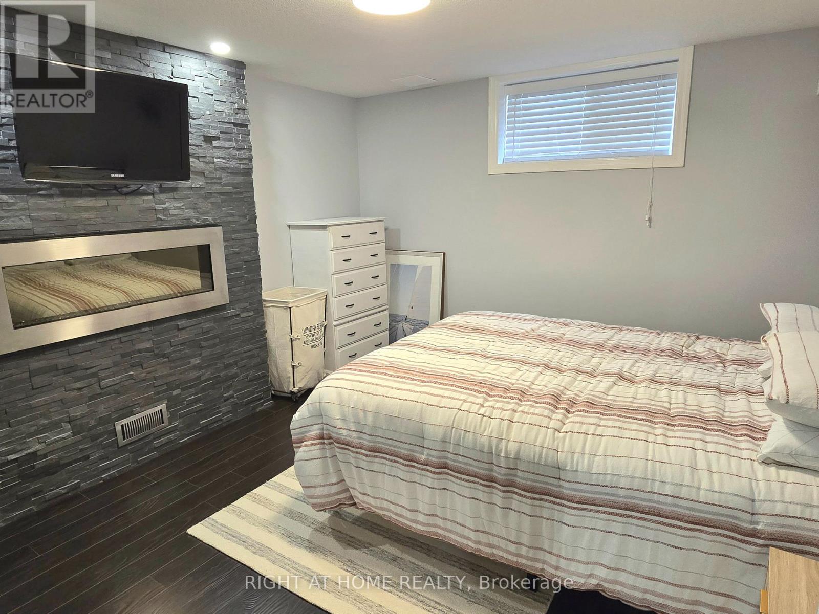 520 Pine Hollow Court, Kitchener, Ontario  N2R 1T3 - Photo 22 - X12318709