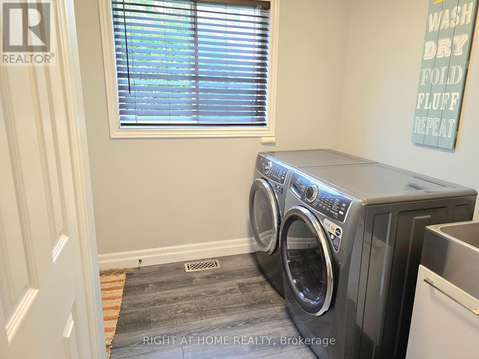 520 Pine Hollow Court, Kitchener, Ontario  N2R 1T3 - Photo 26 - X12318709