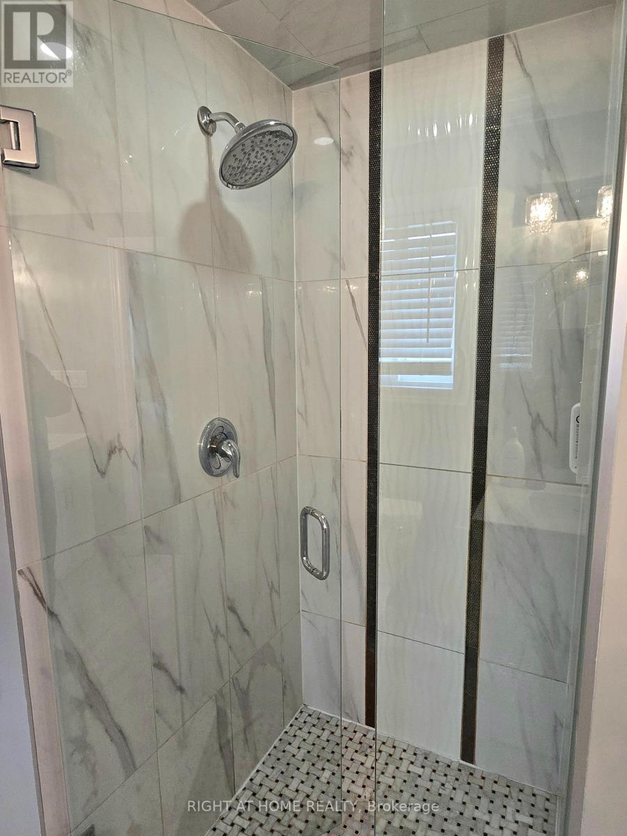 520 Pine Hollow Court, Kitchener, Ontario  N2R 1T3 - Photo 30 - X12318709