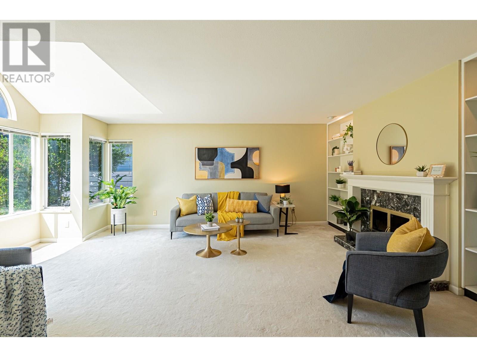 Property at 6683 LONDON COURT image 4