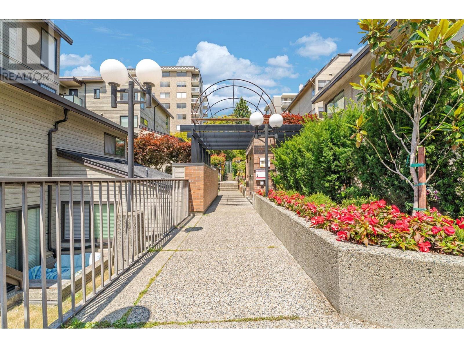 122 1363 Clyde Avenue, West Vancouver, British Columbia  V7T 3W9 - Photo 20 - R3023799