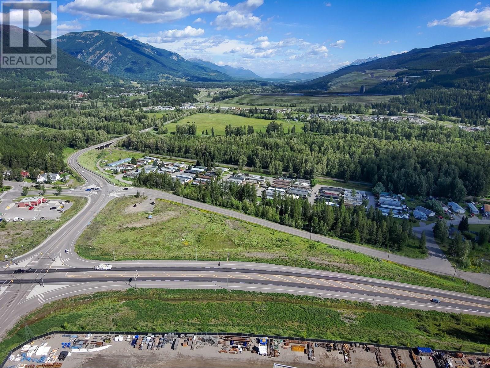 101 Aspen Drive Unit# A, Sparwood, British Columbia  V0B 1G0 - Photo 27 - 2474553