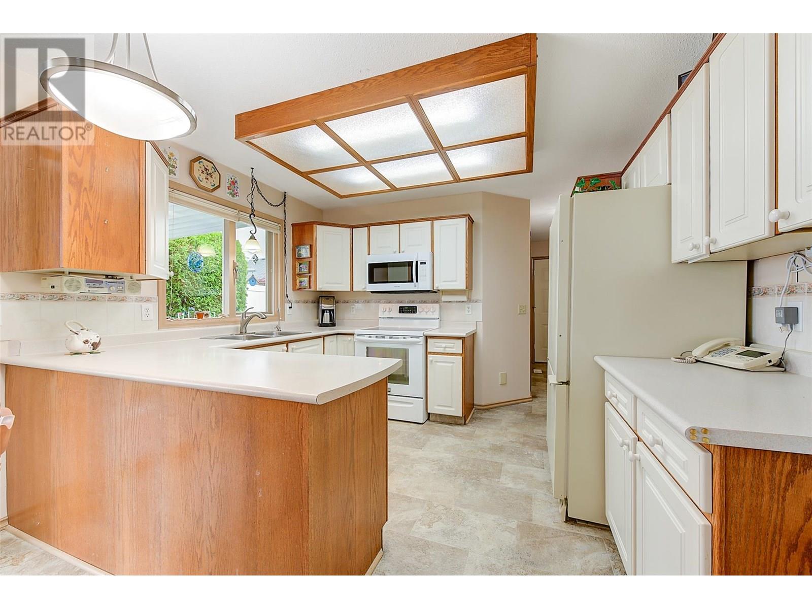 Property at 1101 Cameron Avenue Unit# 37 image 5