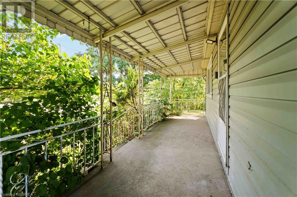 Property at 1032 MUD Street E image 3