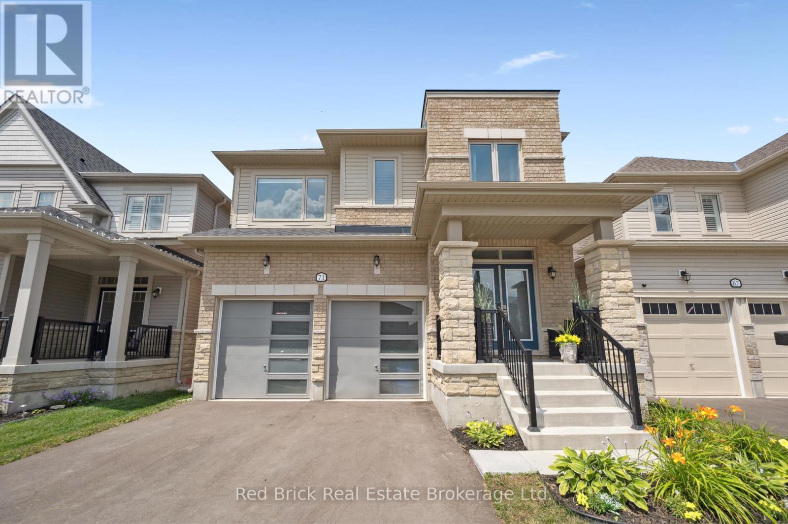 71 HARPIN WAY W, Centre Wellington, Ontario
