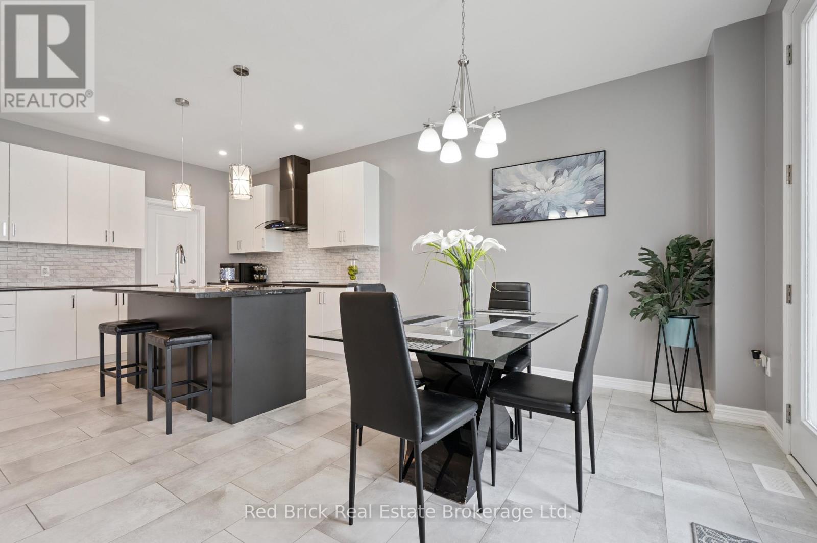 71 Harpin Way W, Centre Wellington, Ontario  N1M 0H8 - Photo 10 - X12318828